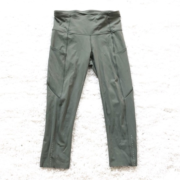 Lululemon Fast & Free Crop ll Grey Sage Nulux 4 flawless - Picture 8 of 11